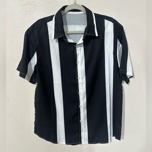 SHEIN Men's Monochrome Striped Button Down Shirt